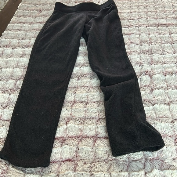 The children Place Black fleece joggers size medium - Picture 1 of 2